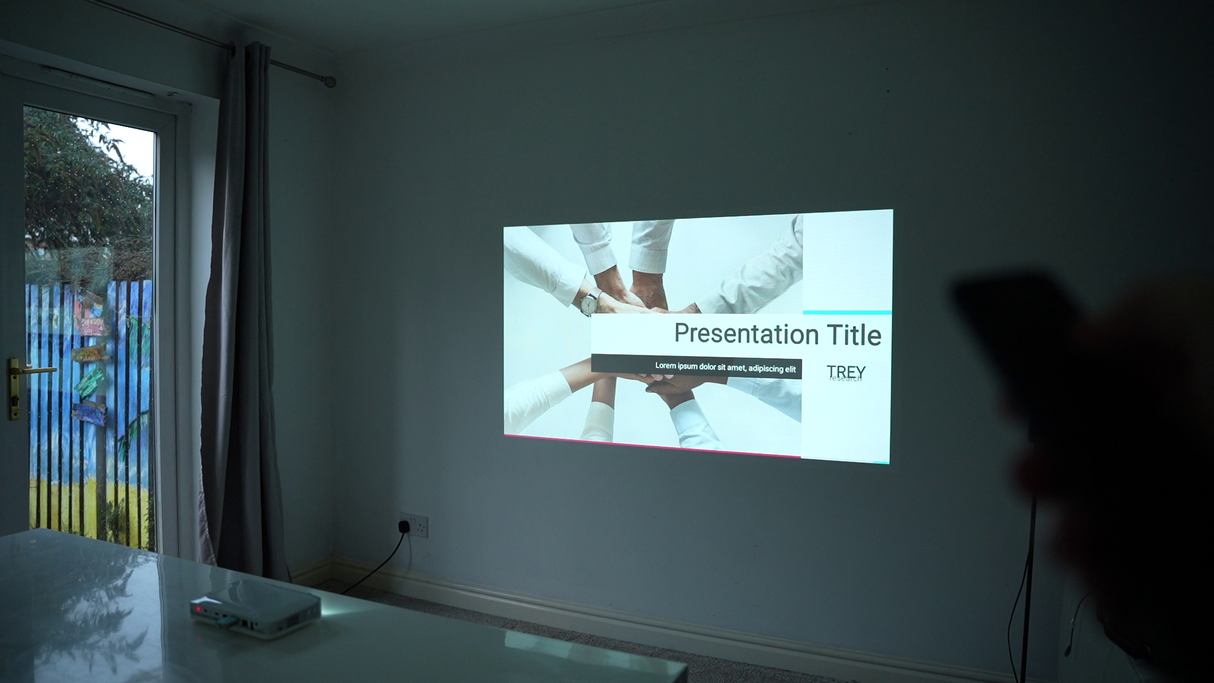 Pico Genie M550 Plus 4.0 1080p Smart Projector (650 lms Full HD Ultra Portable)