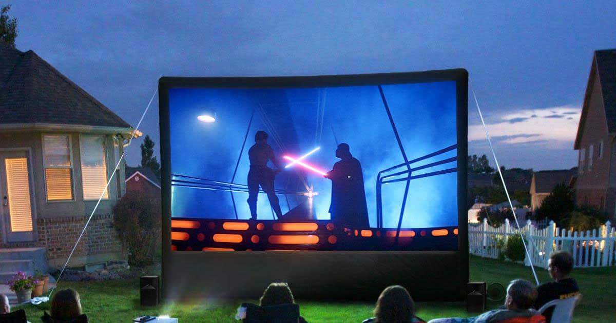 Outdoor Projection: How to Create an Outdoor Cinema