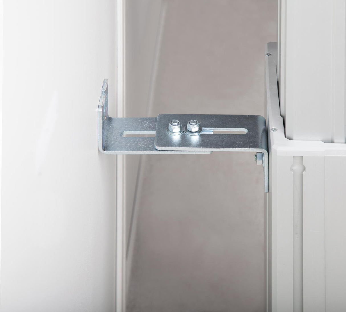 celexon Z bracket for wall mounting 13-18cm for Professional Plus and Expert Series display stands